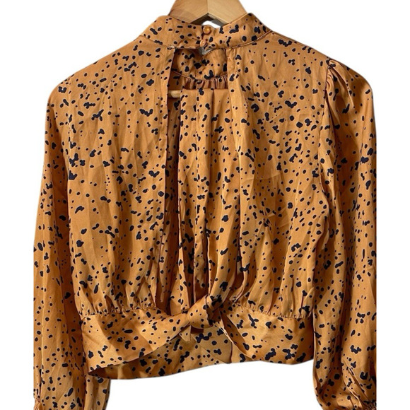 Blooming Daily Animal Print Blouse Womens Medium Open Back Closure Smocked Cuffs - Picture 3 of 4